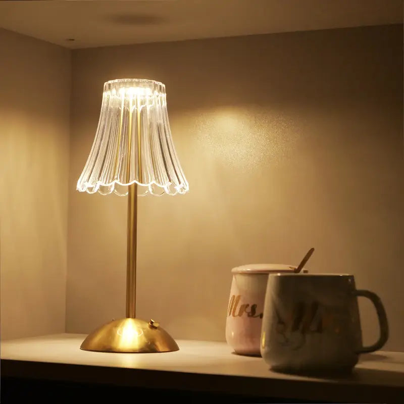 Madrid - Rechargeable Minimalist Lamp